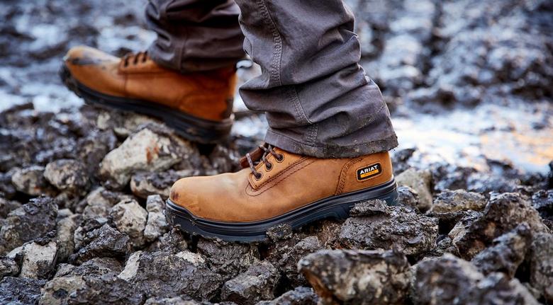 What Are the Lightest Work Boots?